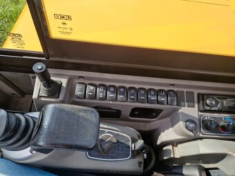 Bager JCB 65C - 7