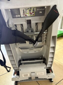 Britax Römer Advansafix III SICT - autosedačka - 7