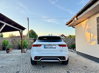 Jaguar E-Pace 2.0d R-Dynamic, 4x4, r.v.: 2/2020 - 7