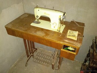Šijacie stroje - 7