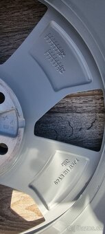 Predám originál Škoda Paget Aero R17 elektrony,5x112 /7Jx17 - 7