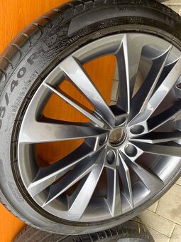 ACAMAR orig.skoda Superb3V 5x112 8j x19 ET 44 VW - 7