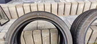 Predám letne pneu 235/40 R19 - 7