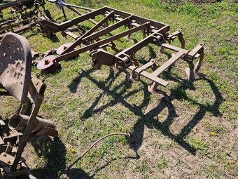 Kultivátor značky HEGER - 7