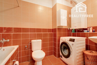 Na predaj: 3 izbový byt 65 m² , Rohovce, okres. Dun. Streda - 7