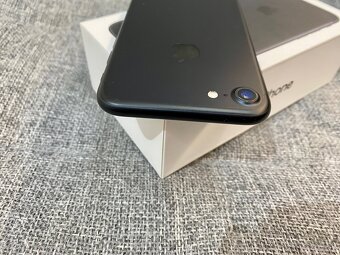 iPhone 7 32GB (plne funkčný) - 7
