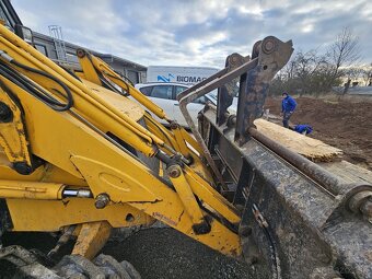 Traktorbagr JCB 3CX - 7