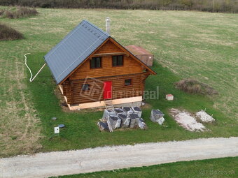 Panoramatický rodinný dom z guľatiny v Jelenci v štá… - 7