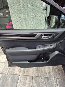 Subaru Outback 2.5i CVT Exclusive - 7