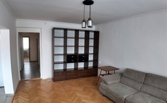 Od augusta: 3i byt so zariadením na Ružovom háji - 7