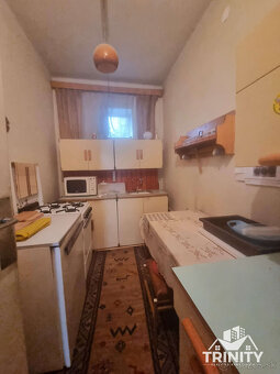 Na predaj 5-izbový rodinný dom v obci Veľká Maňa - 7