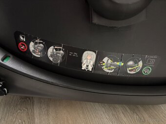 Cybex Aton B2 i-Size - 7