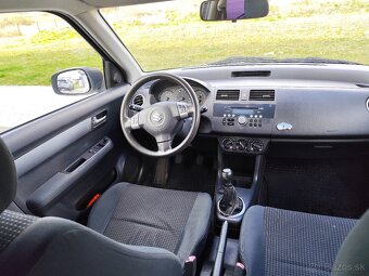 Suzuki Swift 1.3 - 7