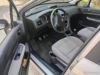 Predám Peugeot 307 sedan 5dv. - 7