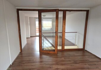 Predaj - 5 izbový dvojgeneračný rodinný dom-Rajka Maďarsko - 7