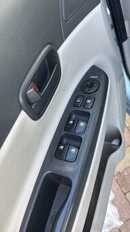 Hyundai Accent 1.5 CRDi, r. 2009 – nová STK - 7