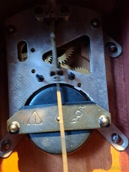 Predám funkčné komodové hodiny SIECO 45 € - 7