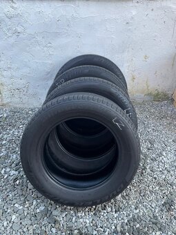 Letné gumy Bridgestone 235-60 R18 - 7