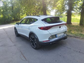Cupra Formentor 2.0 TSI VZ 228 kW 4x4, panorama, ťažné - 7