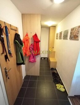 4-izbový byt, 85 m2 + loggia, pivnica 25m2, Juraja Slottu, T - 7