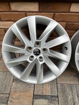 Predám originál ALU disky, R 17 zo Š-Superb 3-model STRATOS - 7