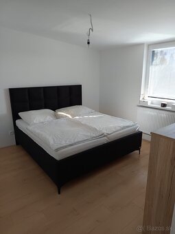 Trojizbový byt-mezonet - 7