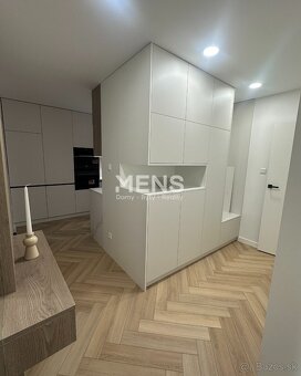 Výnimočný 2-izbový byt po kompletnej rekonštrukcii v centre - 7