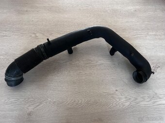 Tlaková hadica intercooler, snímač tlaku BXE BKC - 7