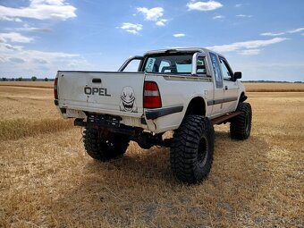 Opel CAMPO 4x4 3.1 Td možná výmena - 7