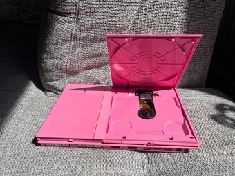 Playstation 2 Pink Limited Edition - 7