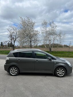 Toyota Corolla Verso 2.2 D, 7 miest na sedenie - 7