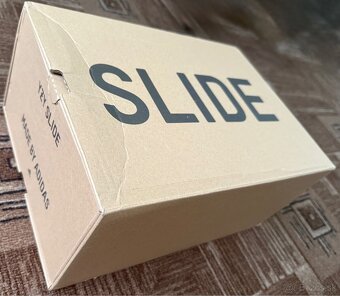 Yeezy slide - 7