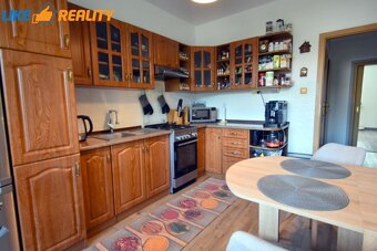 Udržiavaný 3-izb byt s parkovaním v Záturčí / cca 77M2/ - 7