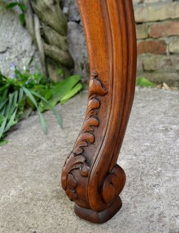 Vyrezávaný stôl z orechového dreva - 7