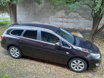 Opel Astra Sport Tourer - 7