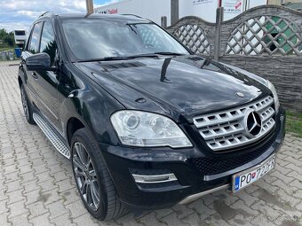 Mercedes benz ML - 7