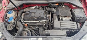 Volkswagen Golf V 1,9TDI 77kw kód:BLS kombi - 7