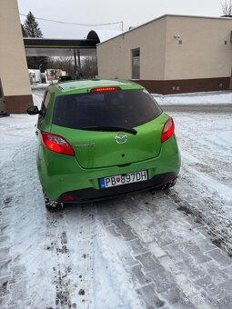 Mazda 2 DE - 7