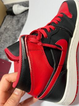 Nike Air Jordan 1 Mid - 7