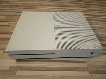 Xbox one S - 7