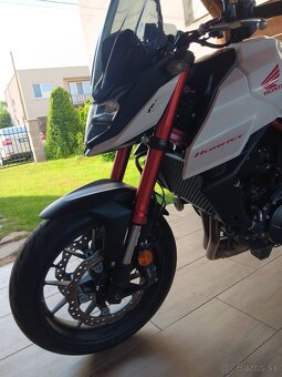 HORNET 750 2023 TOP PONUKA DŇA - 7