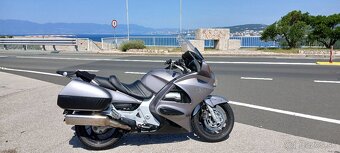 Honda ST 1300 Pan European - 7