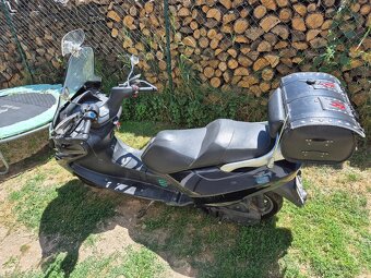 Skúter Italjet 125 - 7