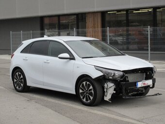 Kia Ceed 1.5 T-GDi odp. DPH 2586km - 7