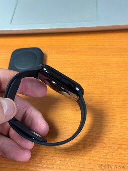 Apple Watch 10 46mm LTE CELLULAR - nové, rok záruka - 7