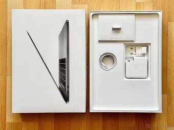 MacBook Pro 15" i7-2.7GHz,4j/16GB/512GB, Touchbar - 7