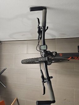 Ghost Square Cross 2022 - 7