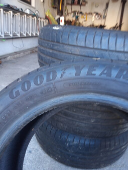 Predám letné pneu. GOOD YEAR EFFICIENT 205/55R16 - 7