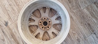 Predam orginal Skoda Trifid elektrony 5x112 r17 et49 J7,5 - 7