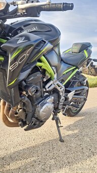 Kawasaki Z900 - 7